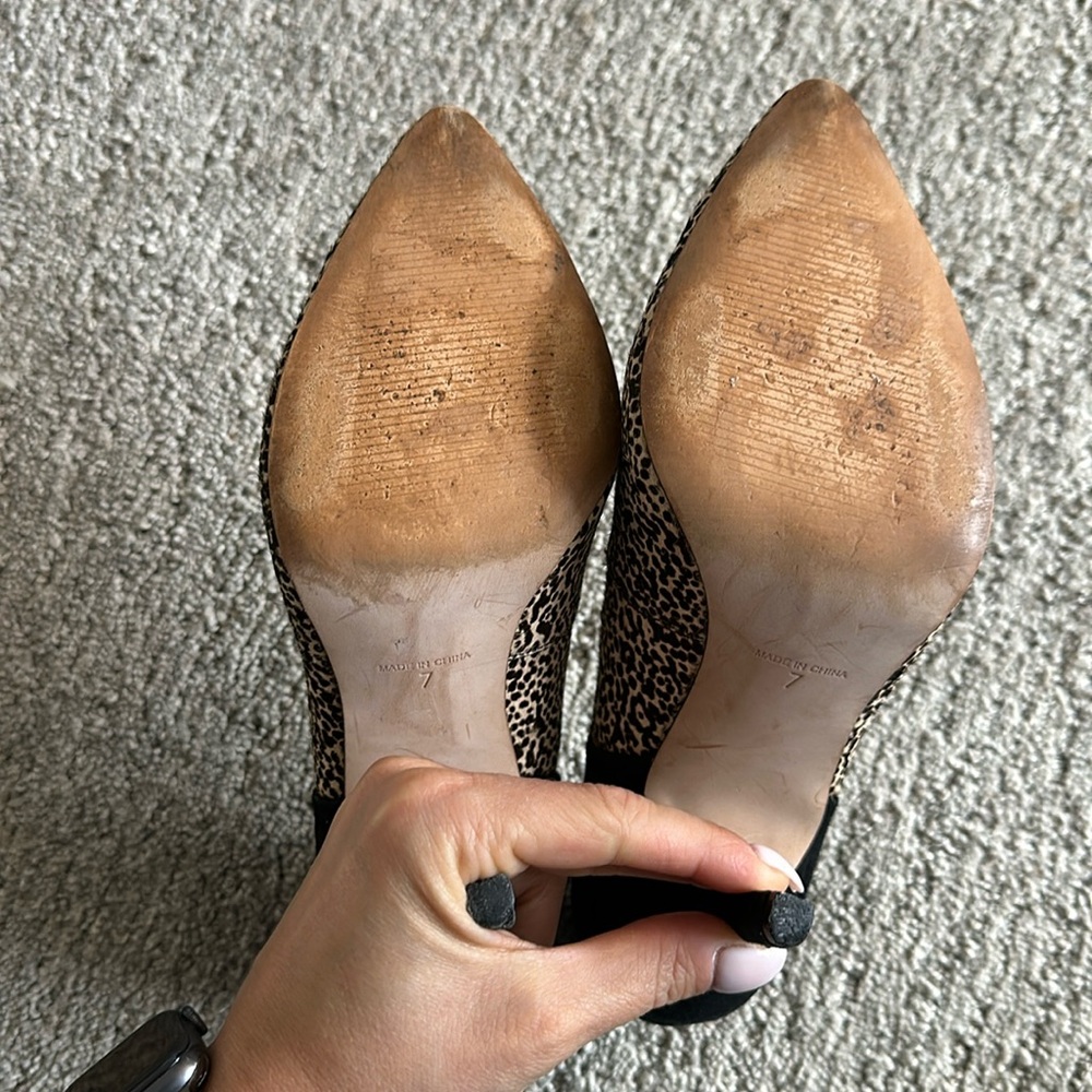 Madewell Leopard Print Pointed-Toe Pumps with Black Heel - Picture 4 of 8